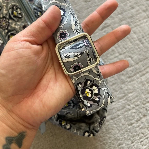 Vera Bradley Crossbody - Plaza Tile - Picture 12 of 13